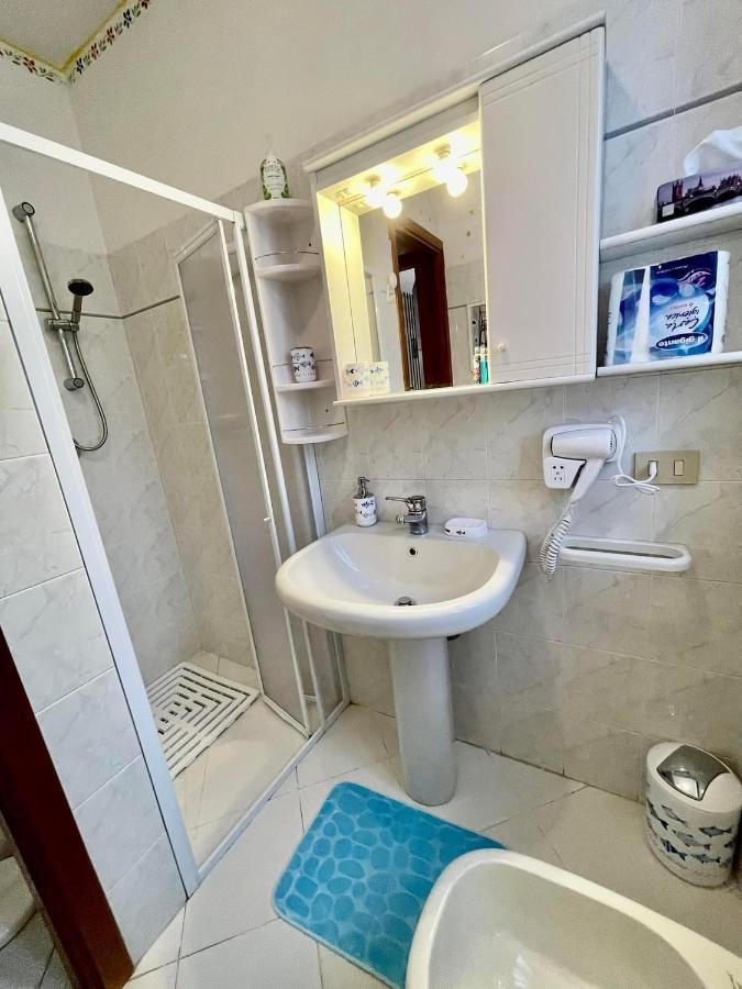 La Brezza Viareggina A 500 Mt Dal Mare, Dal Carnevale E Dagli Stabilimenti Balneari Apartamento Viareggio Exterior foto